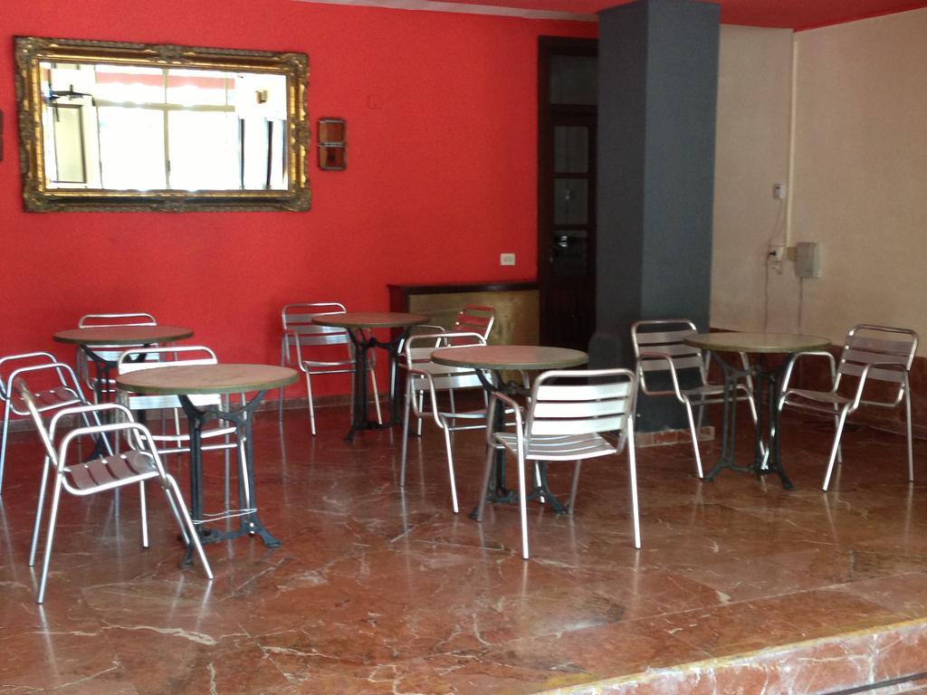 Hotel Playa San Cristobal อัลมูเญการ์ ภายนอก รูปภาพ