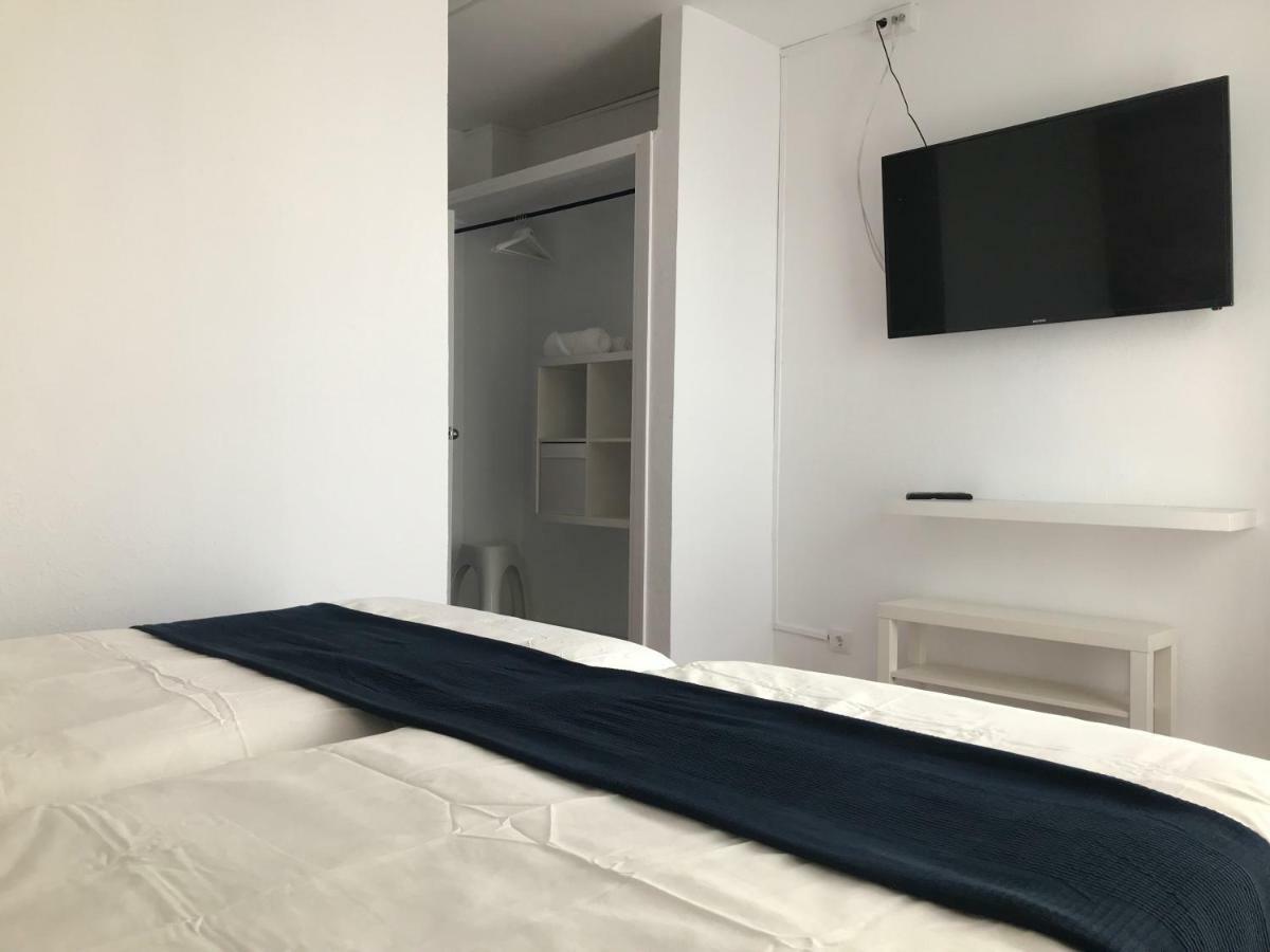Hotel Playa San Cristobal อัลมูเญการ์ ภายนอก รูปภาพ