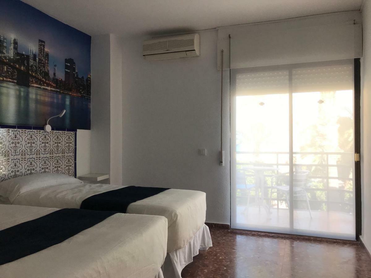 Hotel Playa San Cristobal อัลมูเญการ์ ภายนอก รูปภาพ