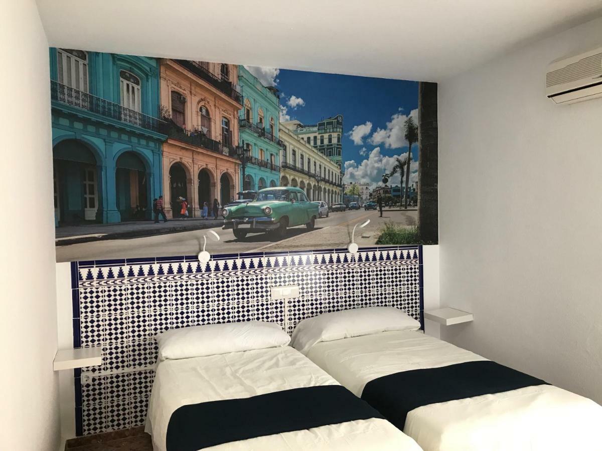 Hotel Playa San Cristobal อัลมูเญการ์ ภายนอก รูปภาพ